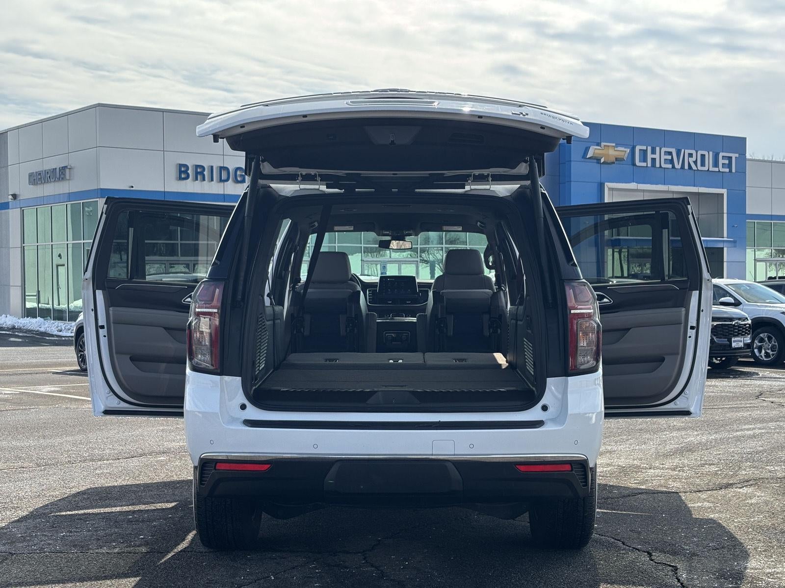 2022 Chevrolet Suburban LT