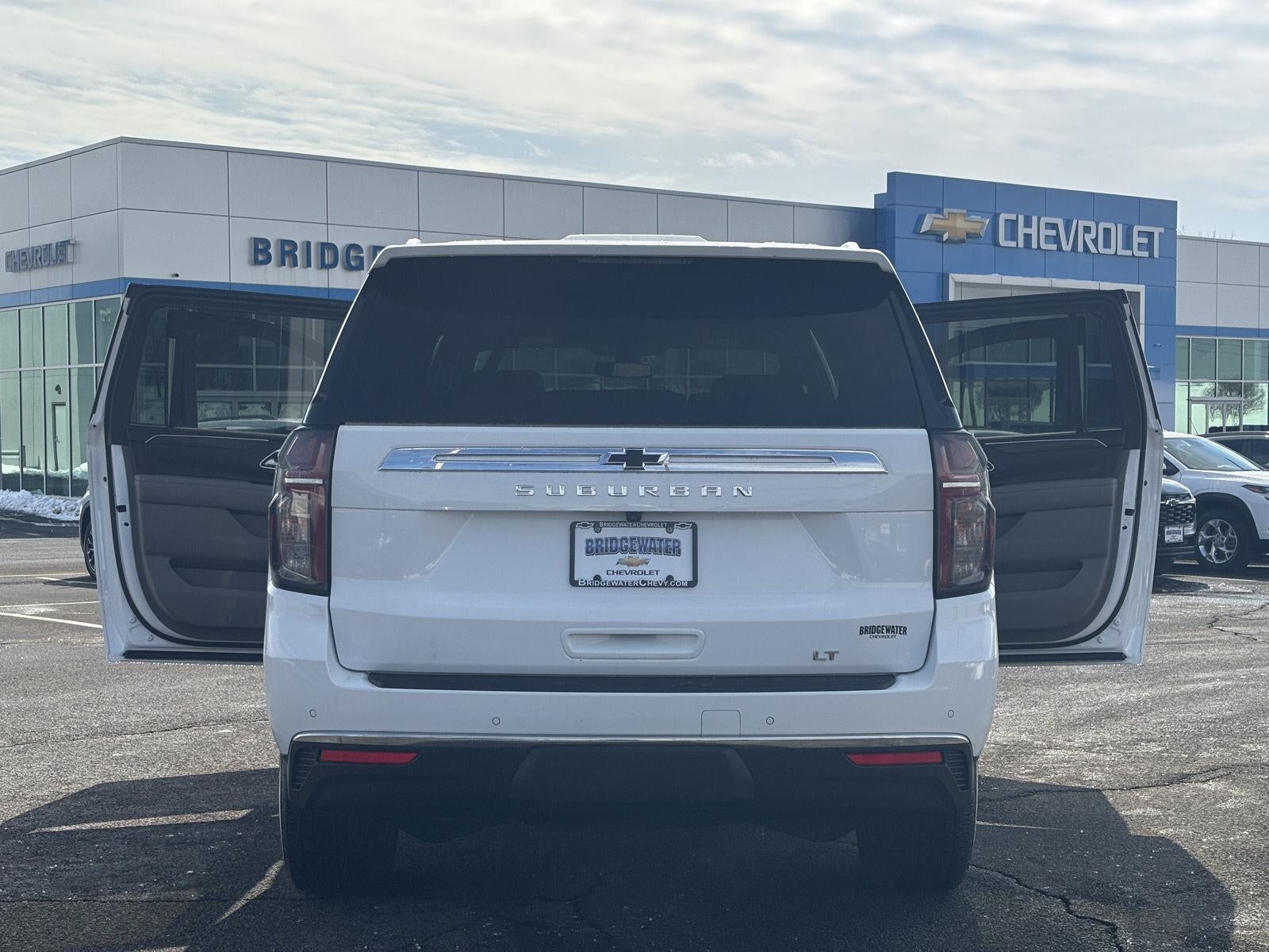 2022 Chevrolet Suburban LT