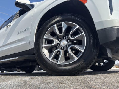 2022 Chevrolet Suburban LT