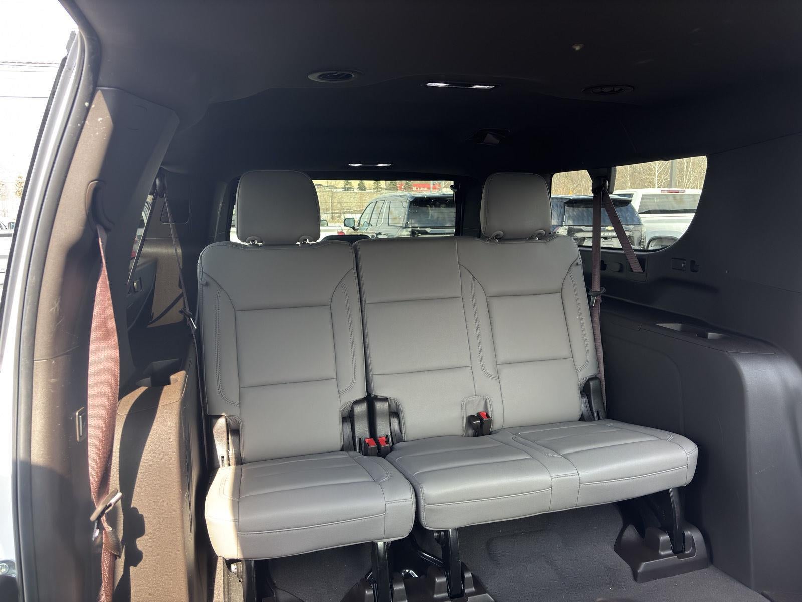 2022 Chevrolet Suburban LT