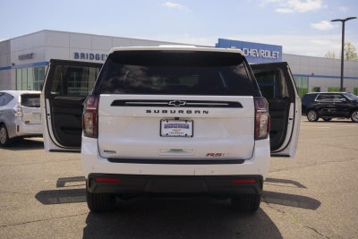 2023 Chevrolet Suburban RST