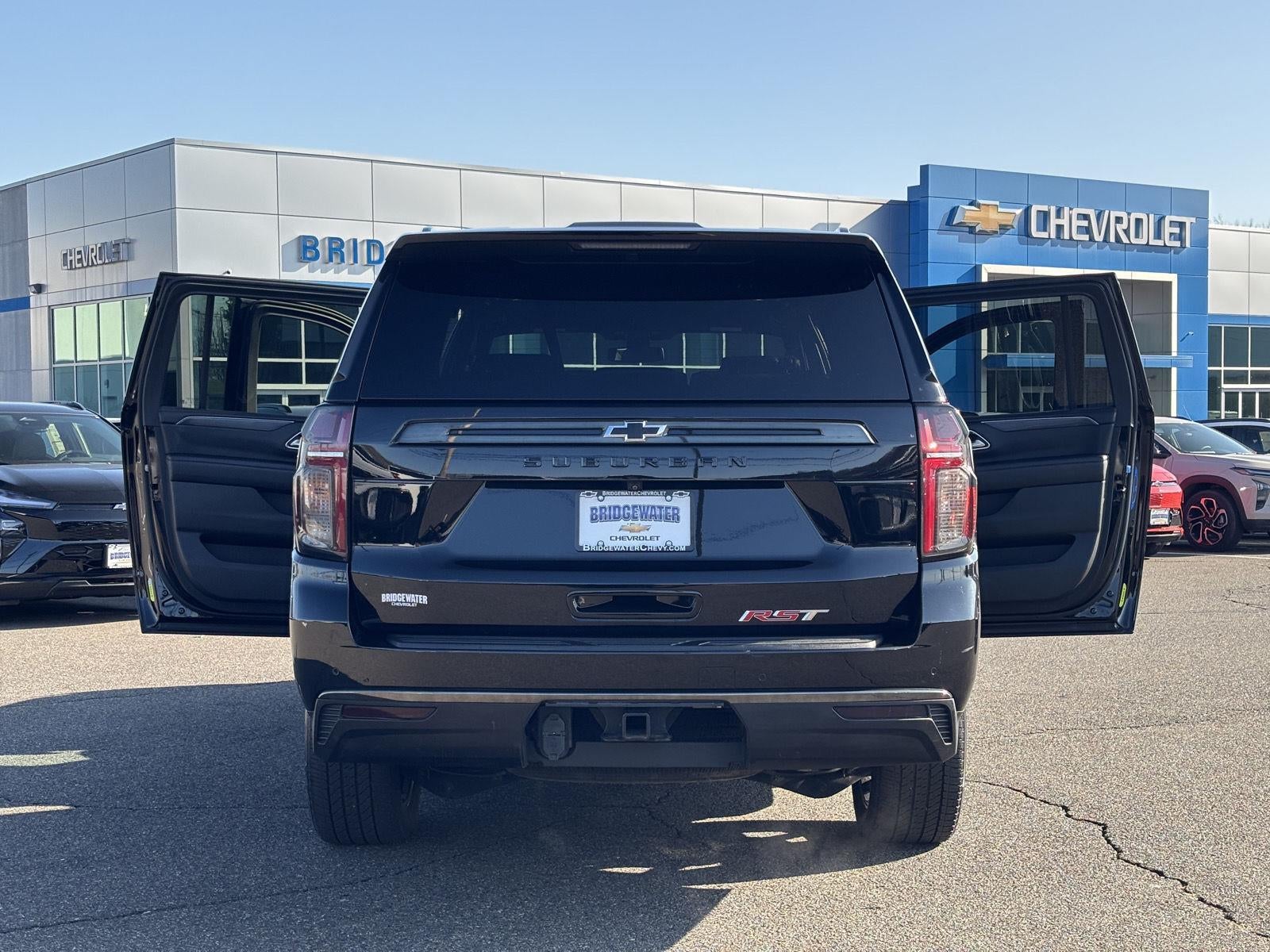 2022 Chevrolet Suburban RST
