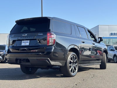 2022 Chevrolet Suburban RST