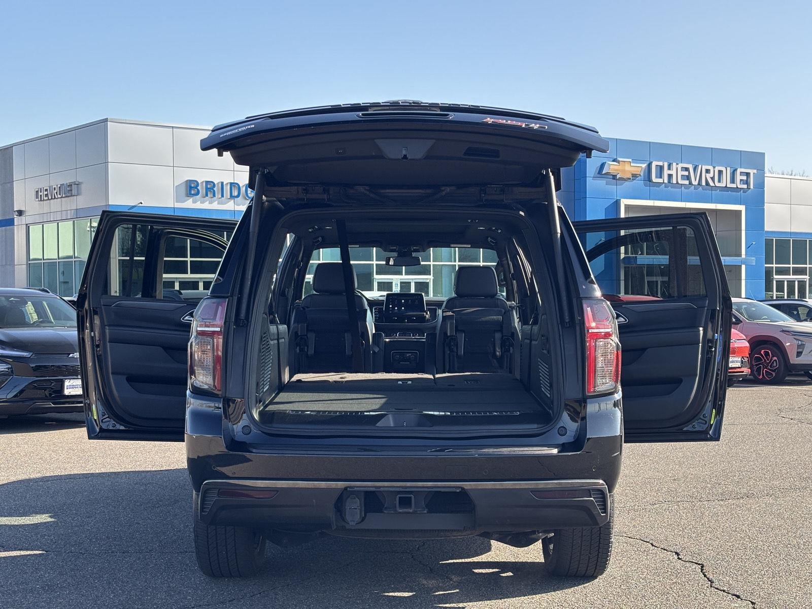 2022 Chevrolet Suburban RST