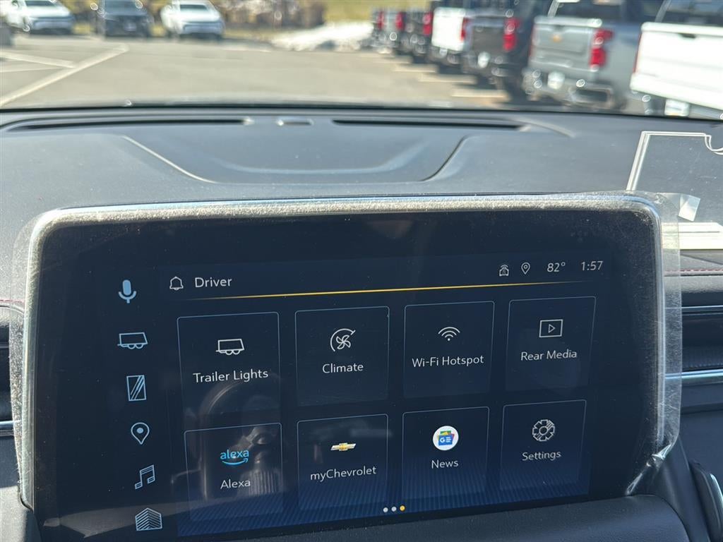 2023 Chevrolet Suburban RST