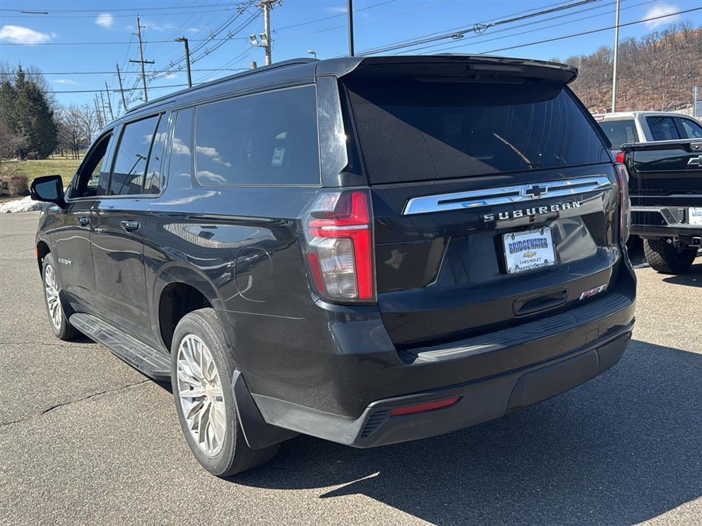 2023 Chevrolet Suburban RST