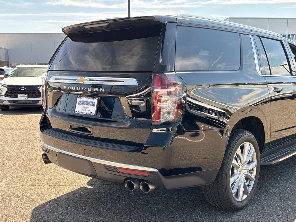 2023 Chevrolet Suburban High Country