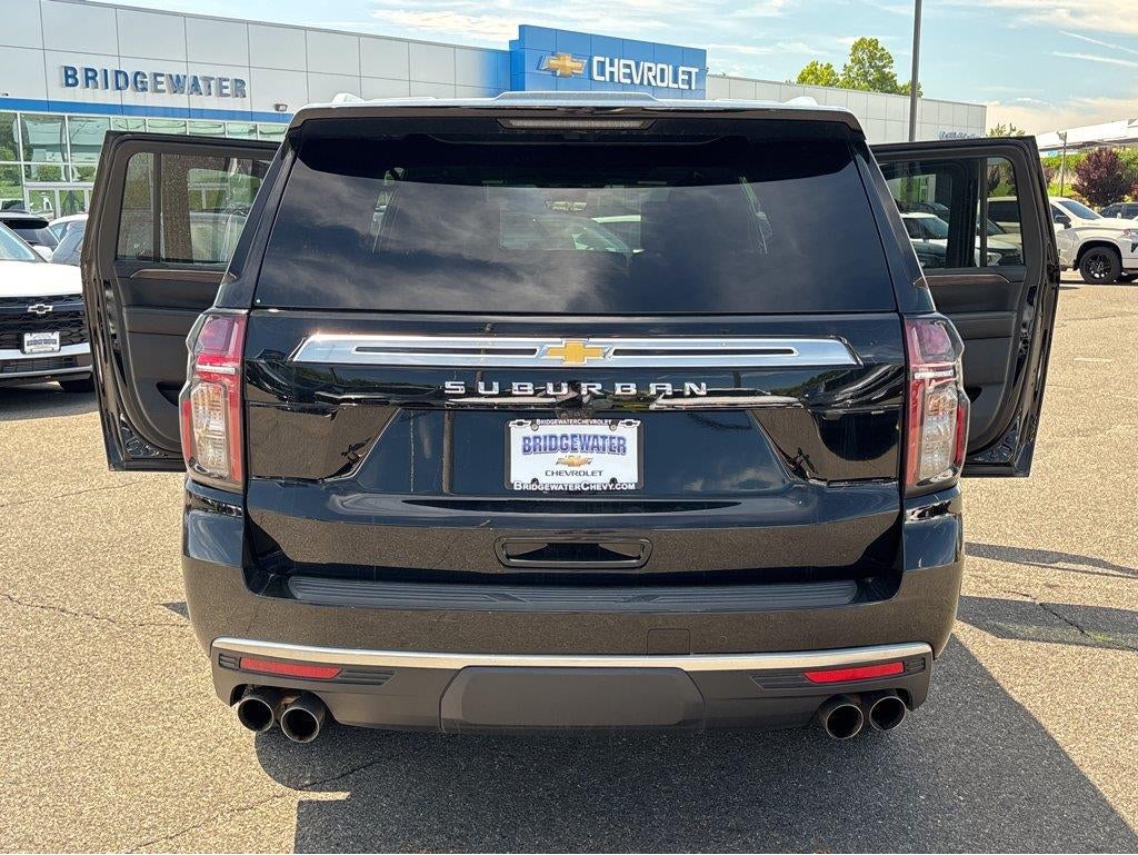 2023 Chevrolet Suburban High Country