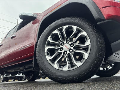 2025 GMC Canyon Denali