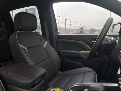 2025 GMC Canyon Denali