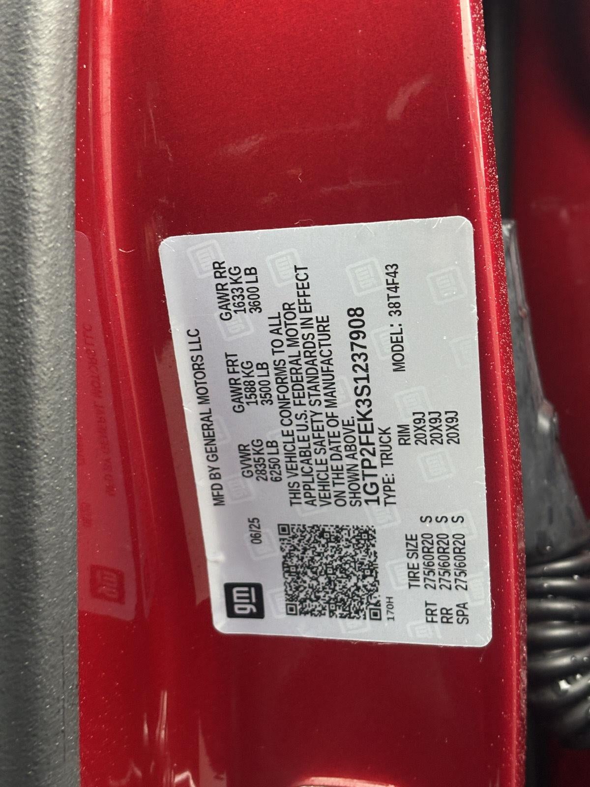 2025 GMC Canyon Denali