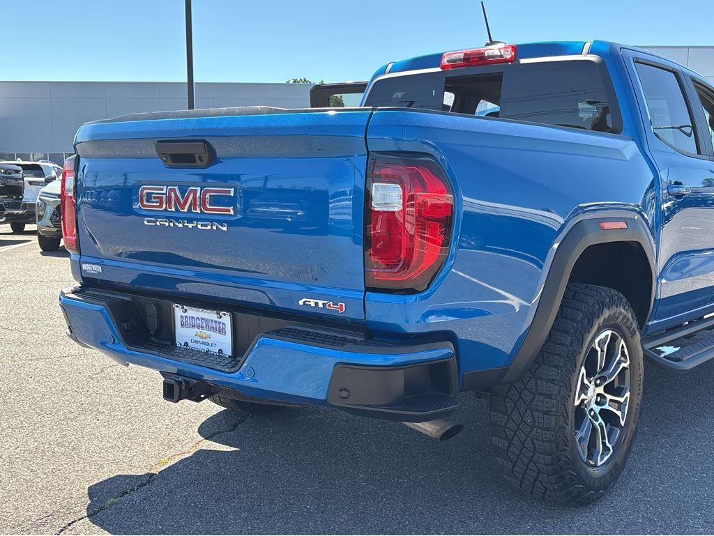 2023 GMC Canyon AT4
