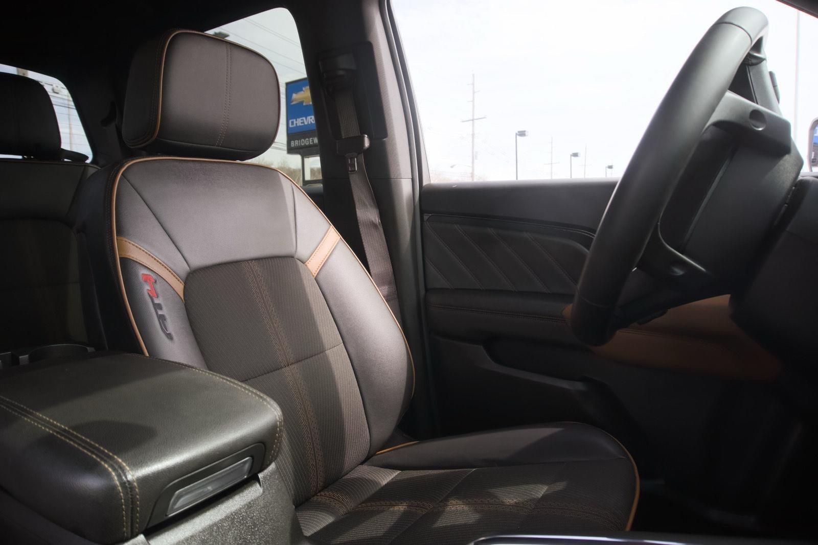 2023 GMC Canyon AT4