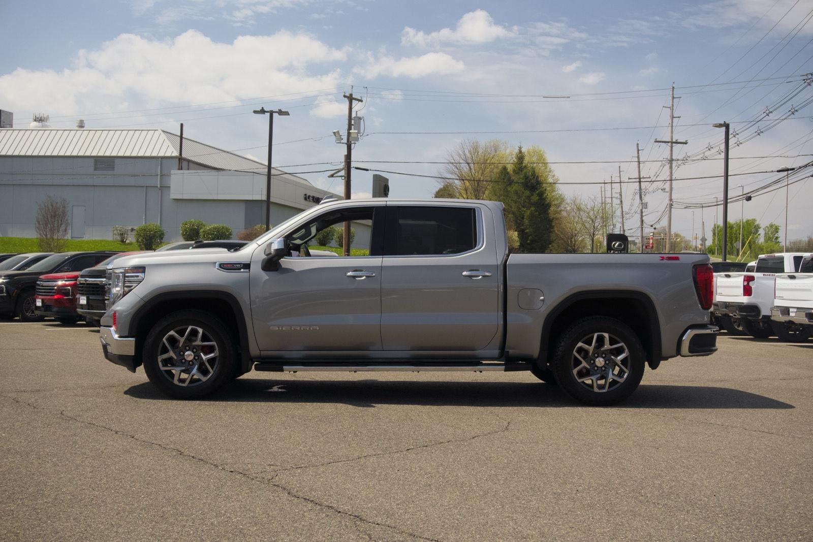 2023 GMC Sierra 1500 SLT