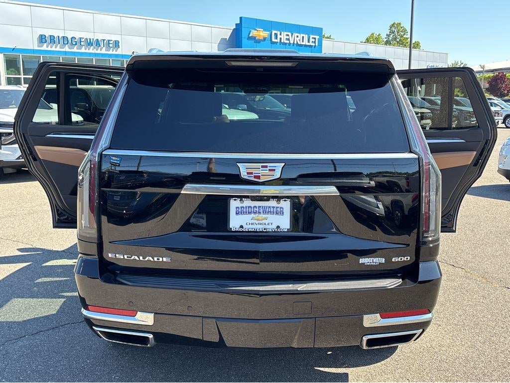 2025 Cadillac Escalade Premium Luxury