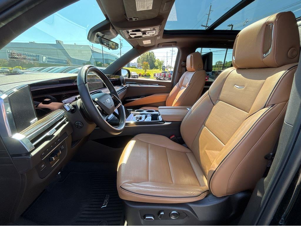 2025 Cadillac Escalade Premium Luxury