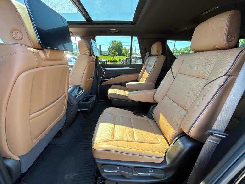 2025 Cadillac Escalade Premium Luxury