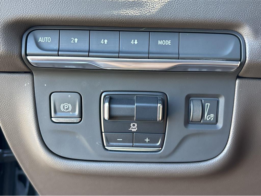 2025 Cadillac Escalade Premium Luxury