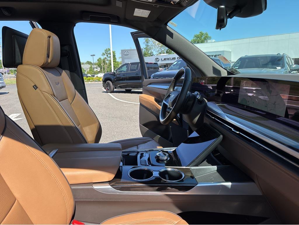2025 Cadillac Escalade Premium Luxury