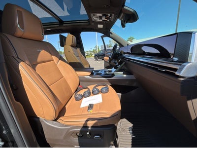 2025 Cadillac Escalade Premium Luxury