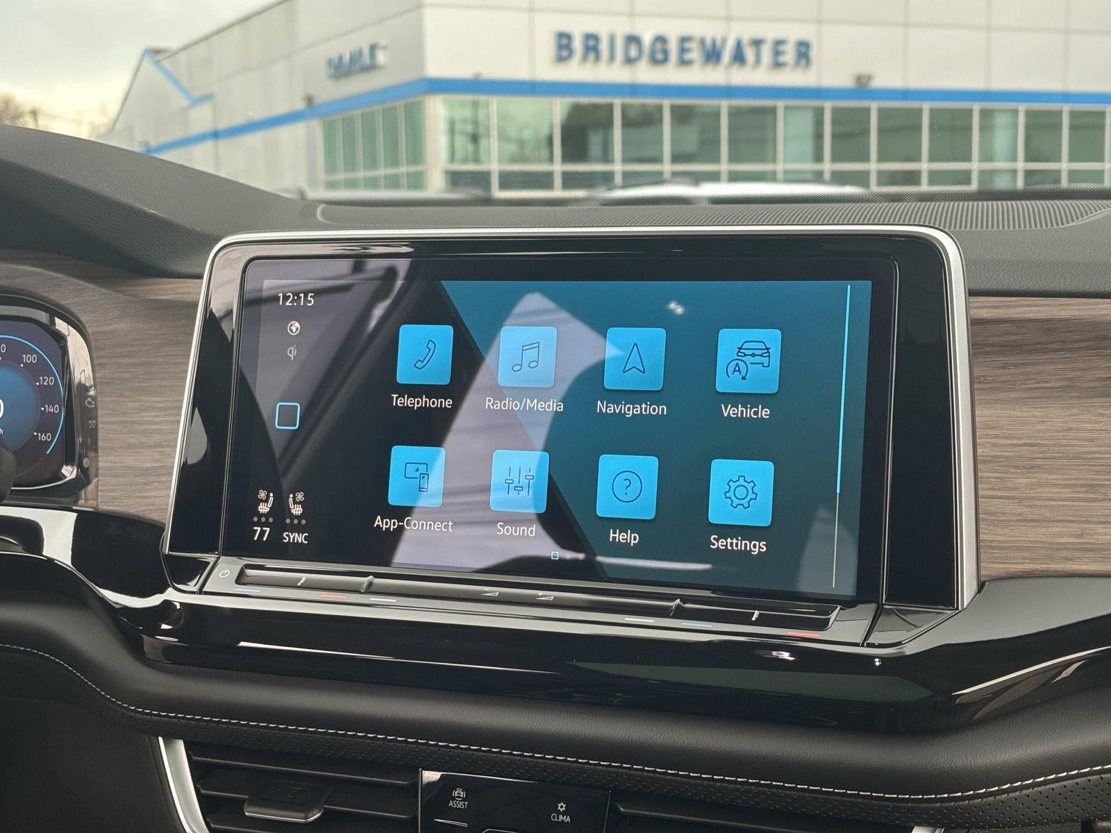 2025 Volkswagen Atlas 2.0T SEL Premium R-Line