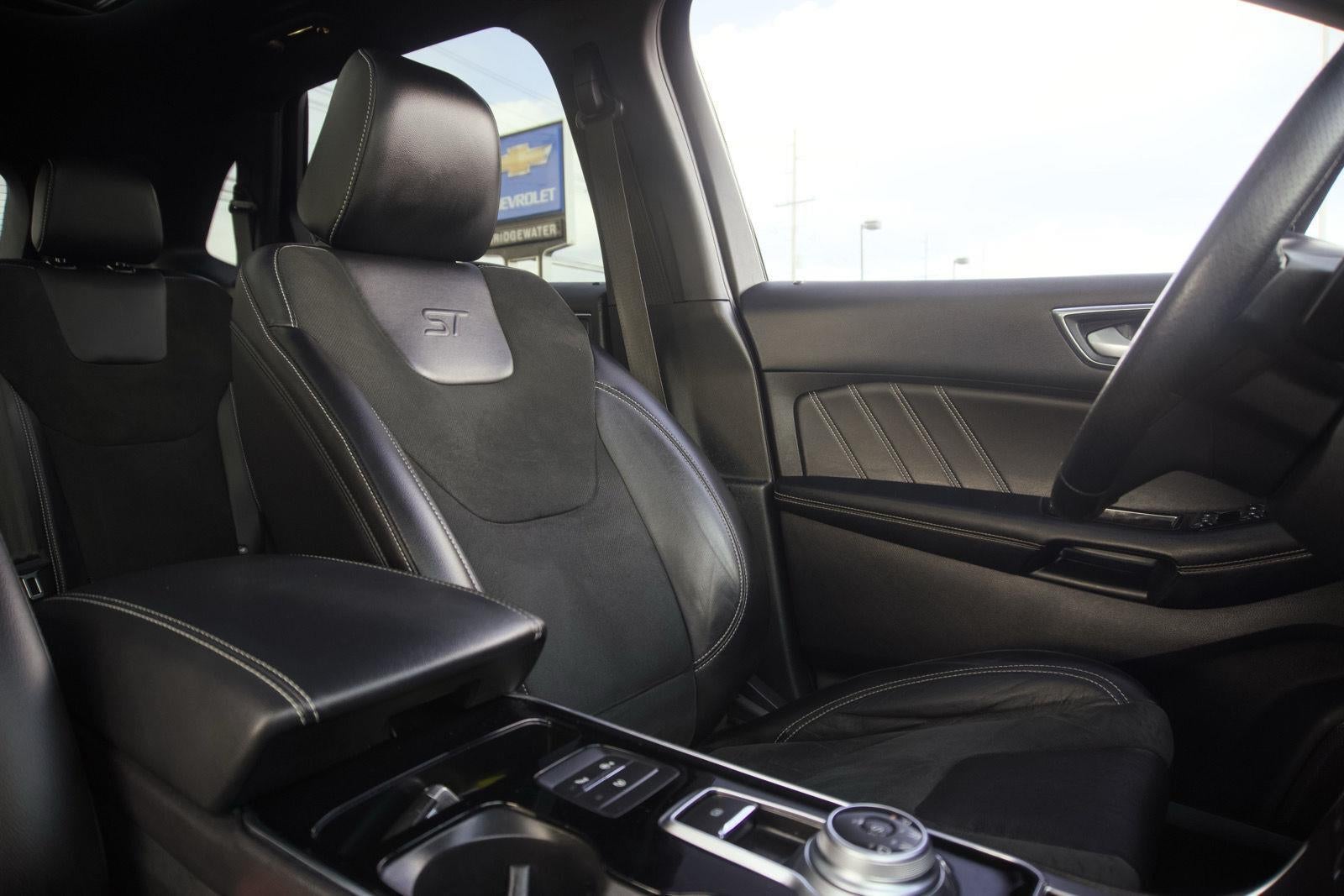 2020 Ford Edge ST