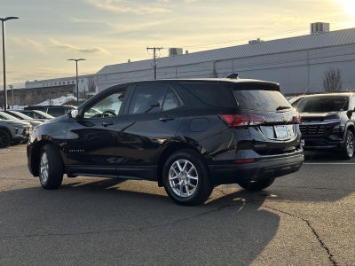 2022 Chevrolet Equinox LS