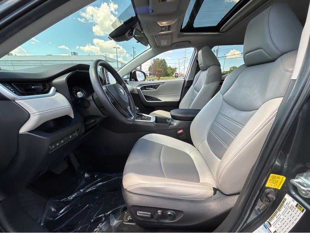 2022 Toyota RAV4 XLE Premium