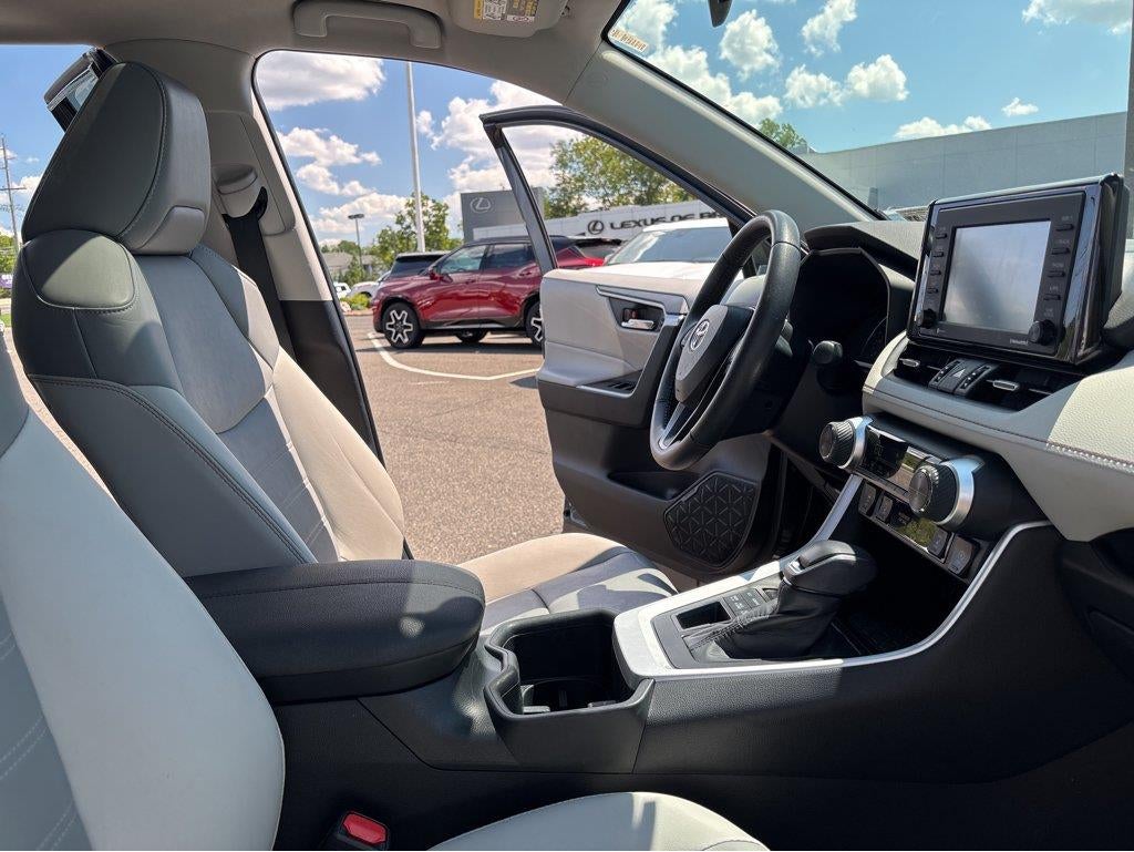 2022 Toyota RAV4 XLE Premium