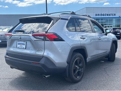 2020 Toyota RAV4 Hybrid XLE