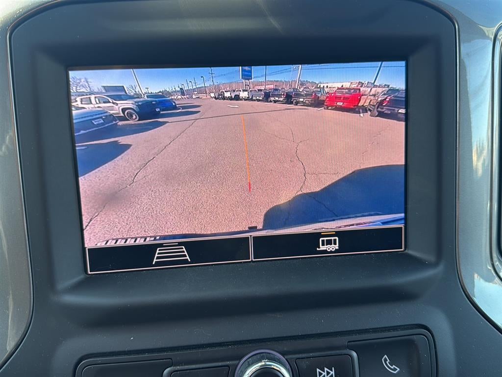 2022 Chevrolet Silverado 1500 Custom Trail Boss