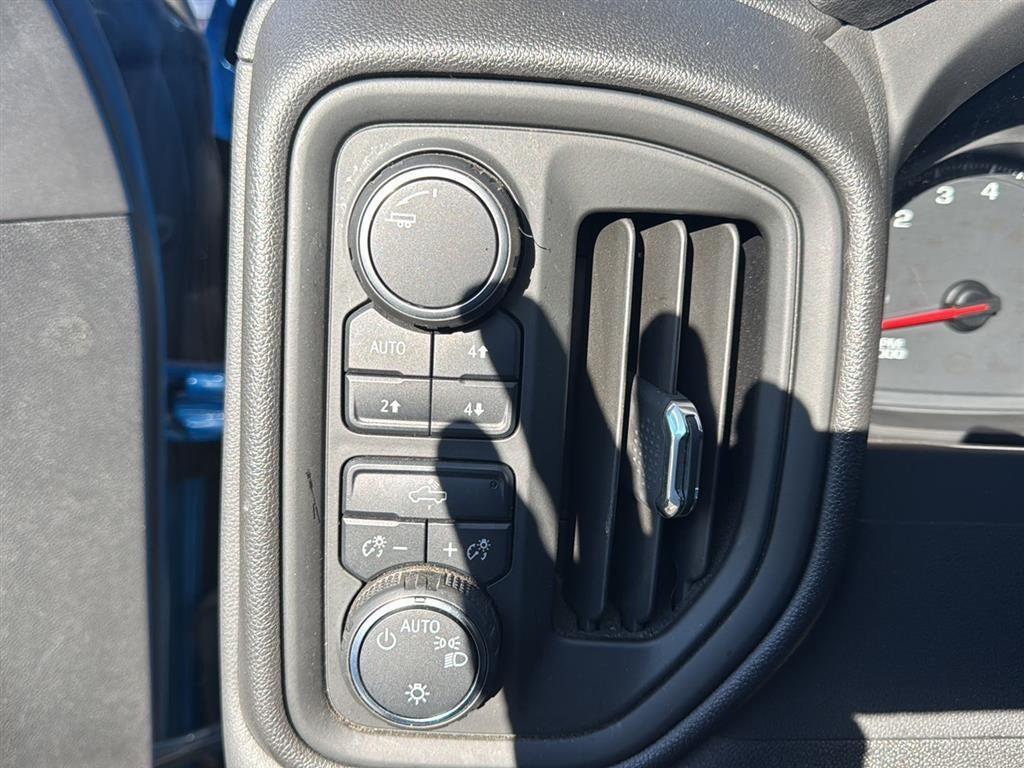 2022 Chevrolet Silverado 1500 Custom Trail Boss