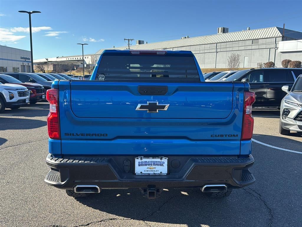 2022 Chevrolet Silverado 1500 Custom Trail Boss