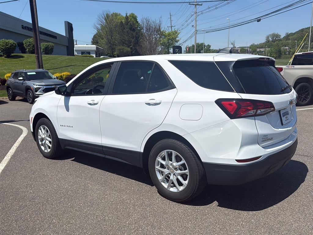 2023 Chevrolet Equinox LS