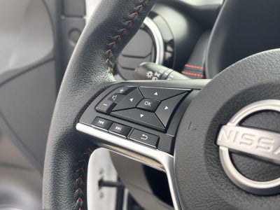 2024 Nissan Kicks SR Xtronic CVT