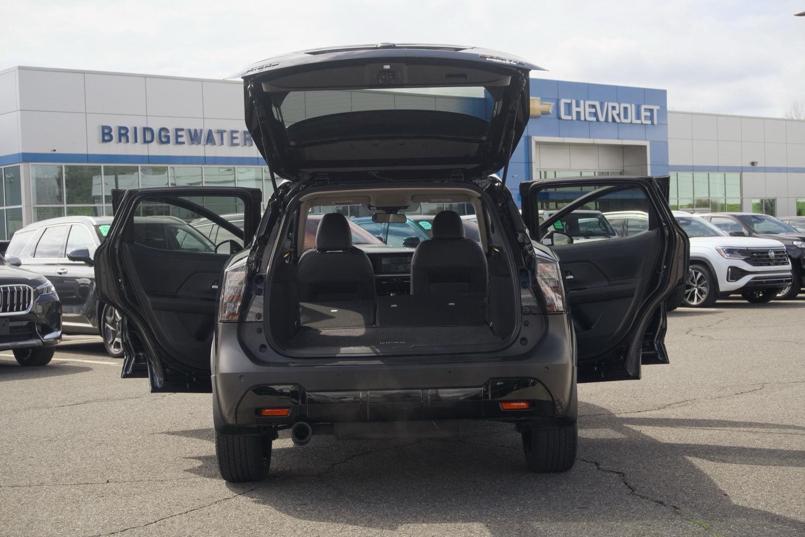 2025 Nissan Kicks SR Intelligent AWD