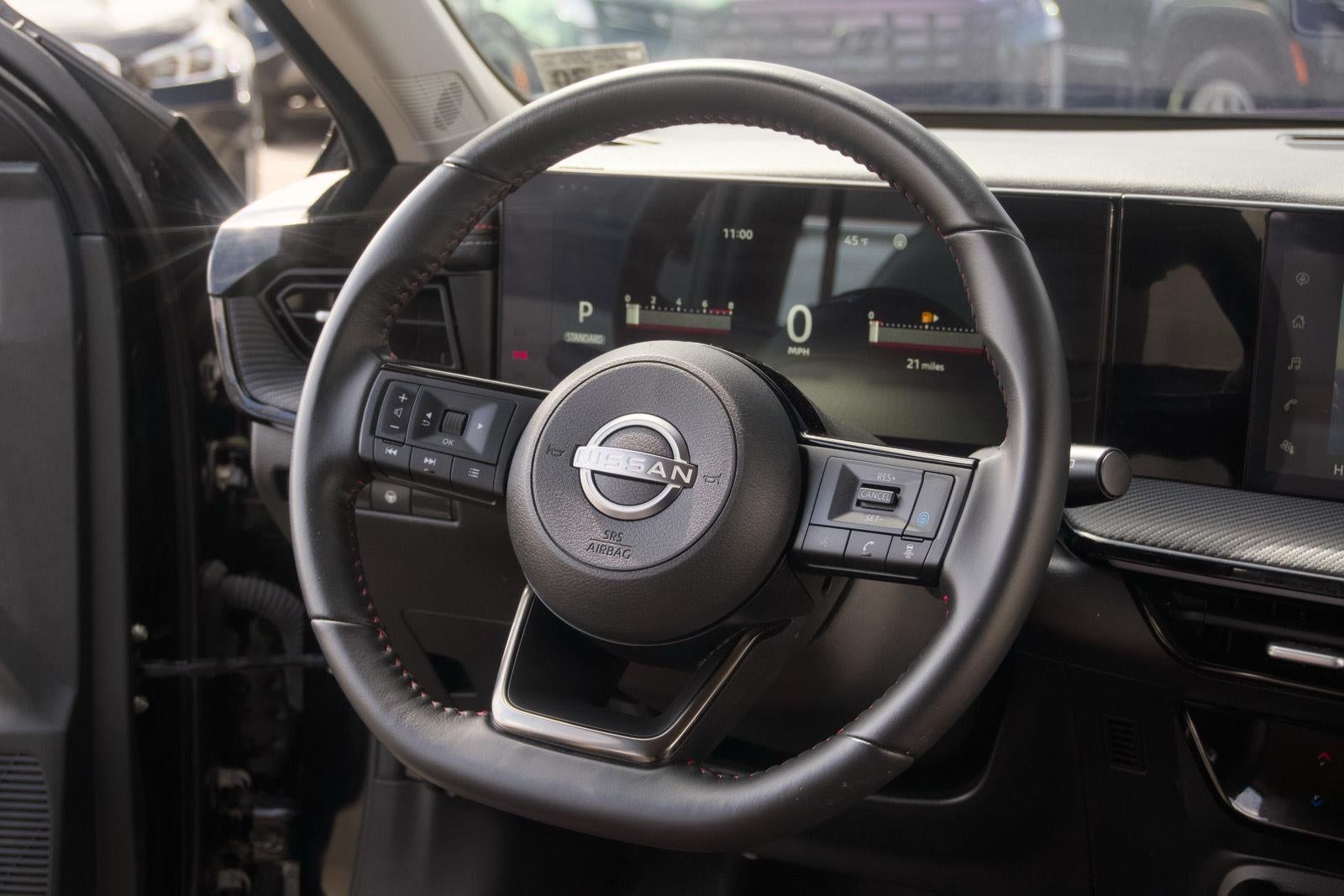 2025 Nissan Kicks SR Intelligent AWD