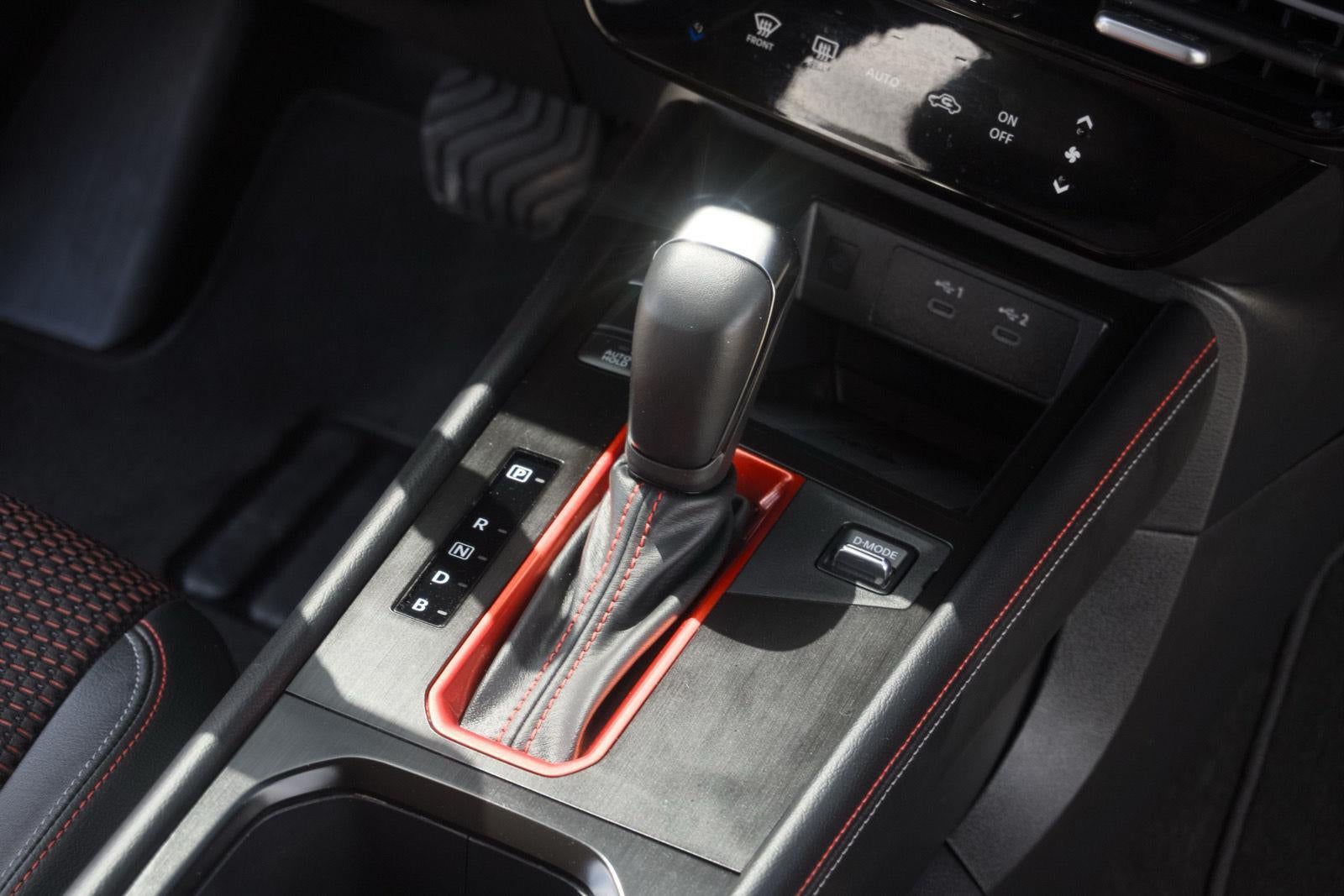 2025 Nissan Kicks SR Intelligent AWD