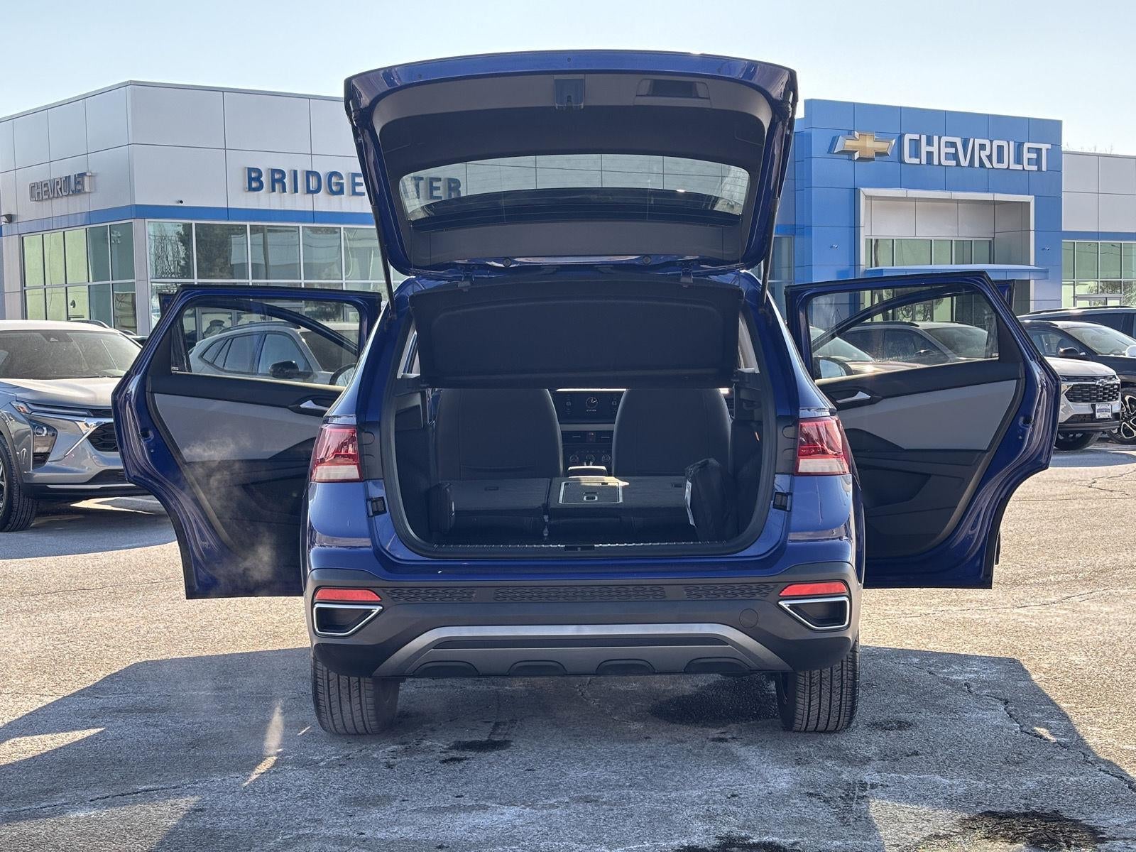 2022 Volkswagen Taos 1.5T SE