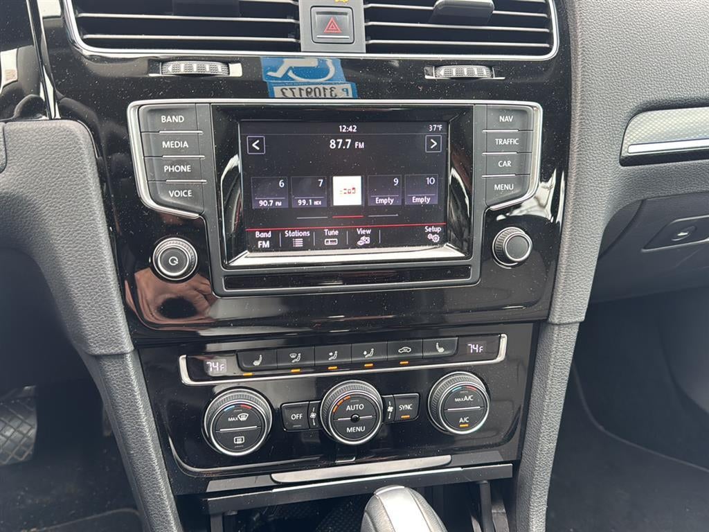 2015 Volkswagen Golf TSI S