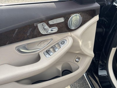 2017 Mercedes-Benz C 300 Luxury 4MATIC®