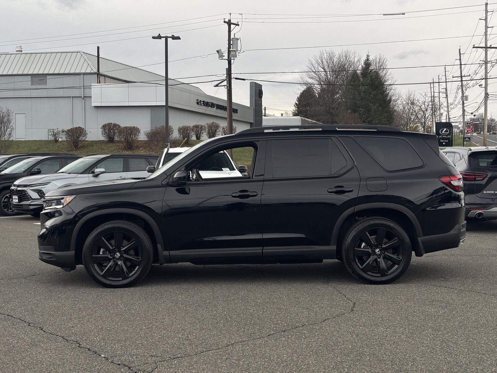 2025 Honda Pilot Black Edition