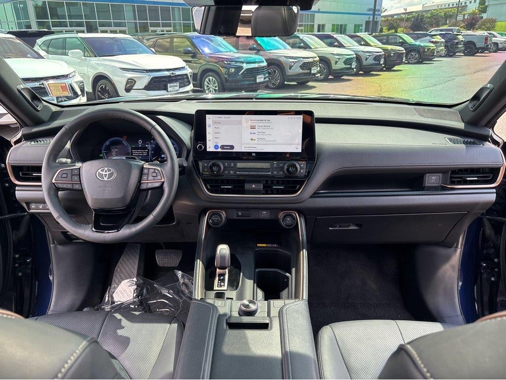 2025 Toyota Grand Highlander Hybrid Platinum MAX