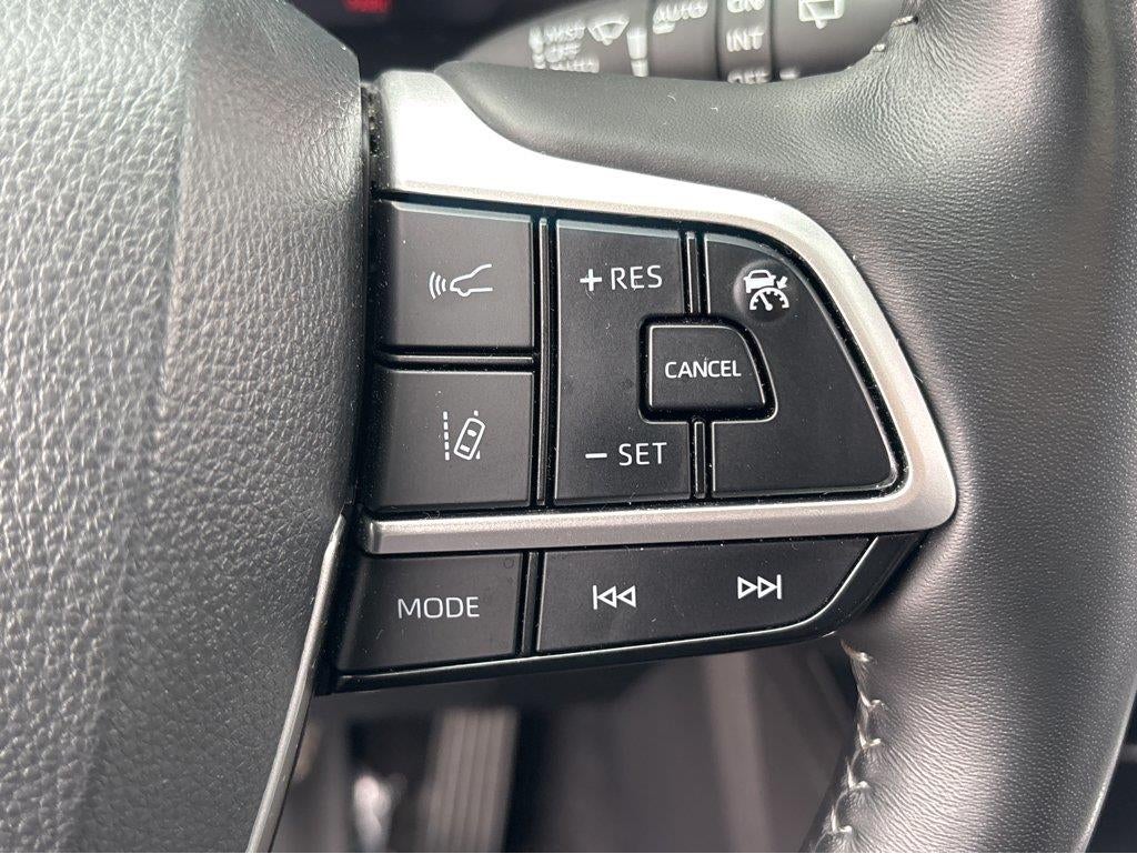 2025 Toyota Highlander Hybrid Platinum