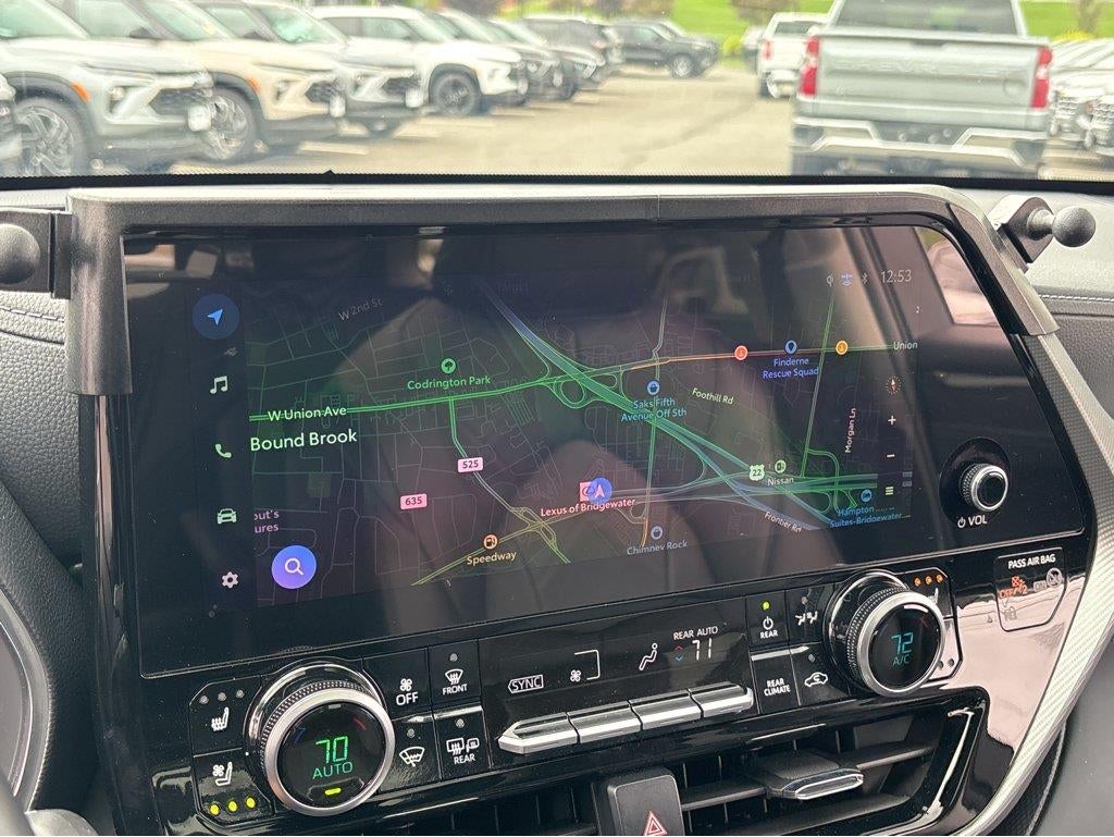 2025 Toyota Highlander Hybrid Platinum