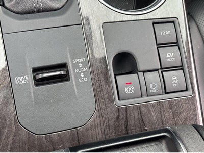 2025 Toyota Highlander Hybrid Platinum