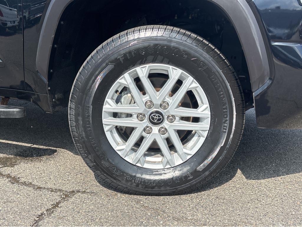 2024 Toyota Tundra 4WD SR5