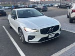 2022 Volvo S60 B5 Momentum