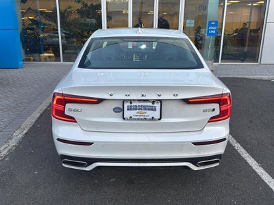 2022 Volvo S60 B5 Momentum