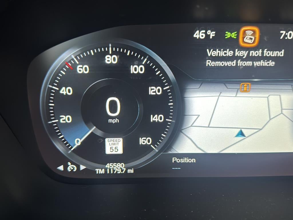 2022 Volvo S60 B5 Momentum